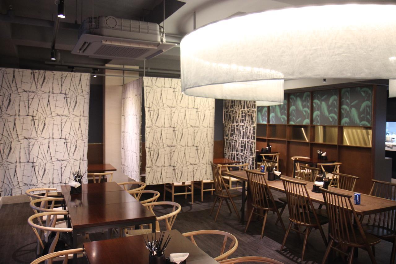 The Hotel Young Inn Seoul Exterior photo